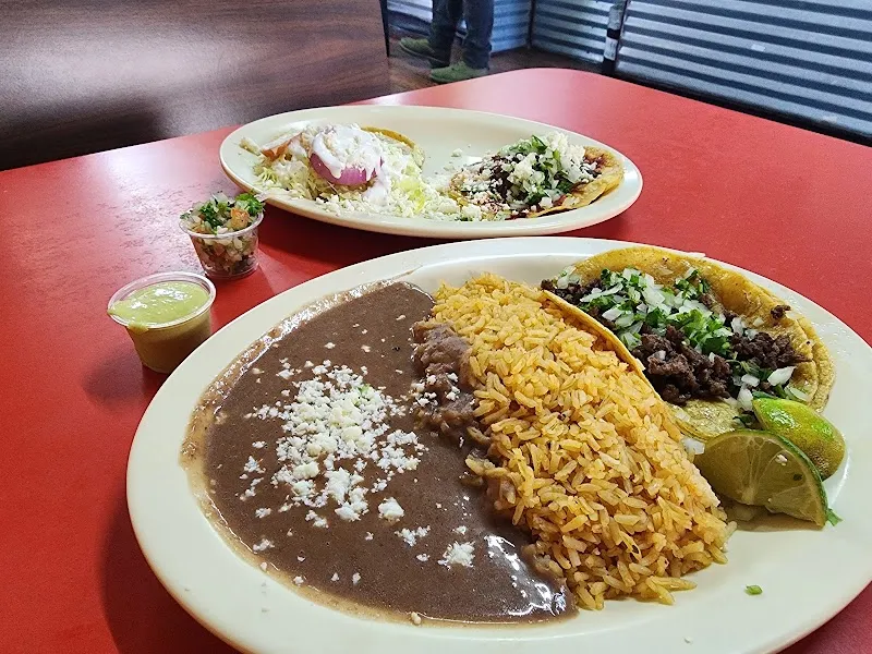 Interior de Del Campo Taqueria & Tortilleria Restaurant