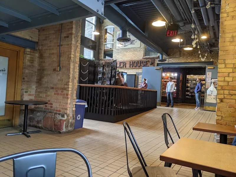 Interior de Fitger's Complex Duluth