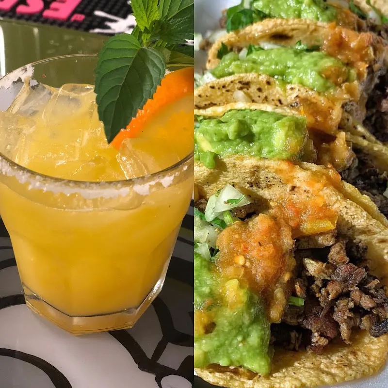 Interior de Green Ghost Tacos