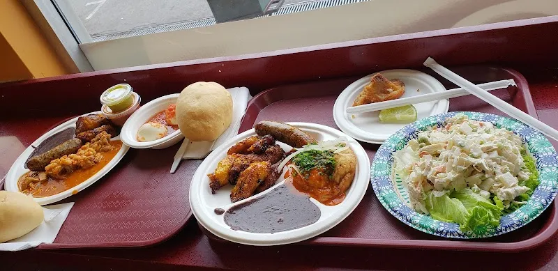 Interior de Guatemalteca Bakery and Restaurant