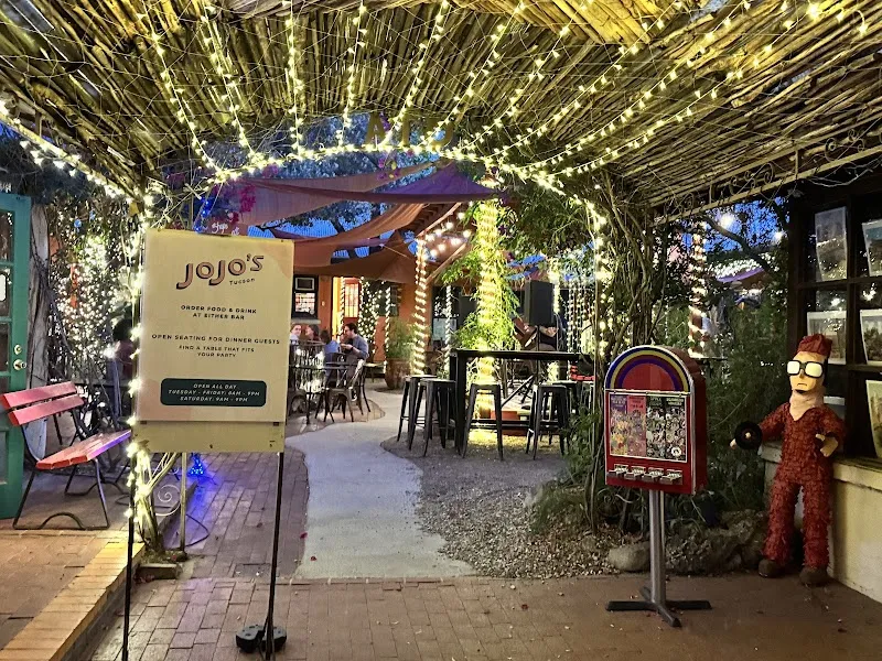 Interior de JoJo's Restaurant