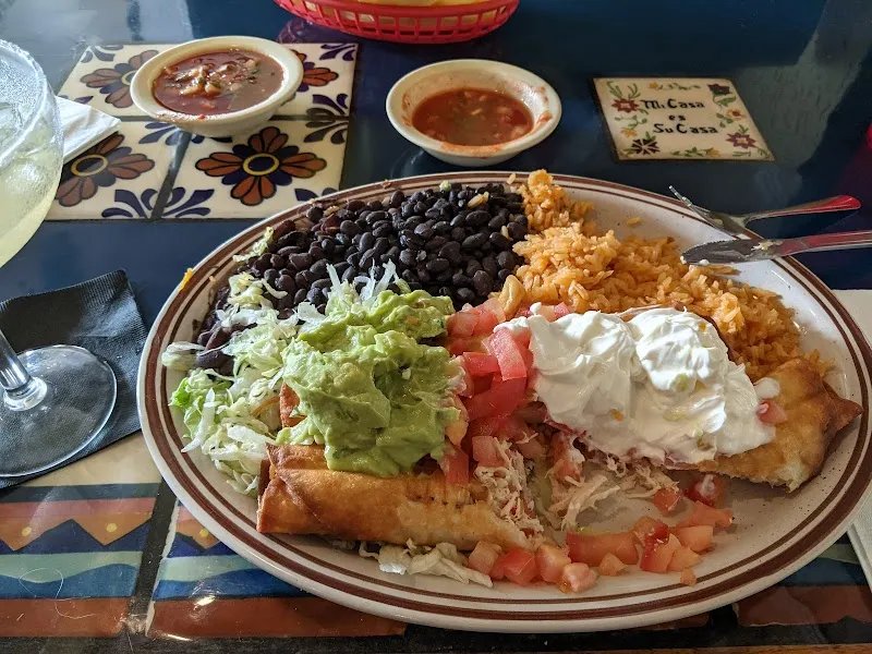 Interior de La Carreta of Gresham