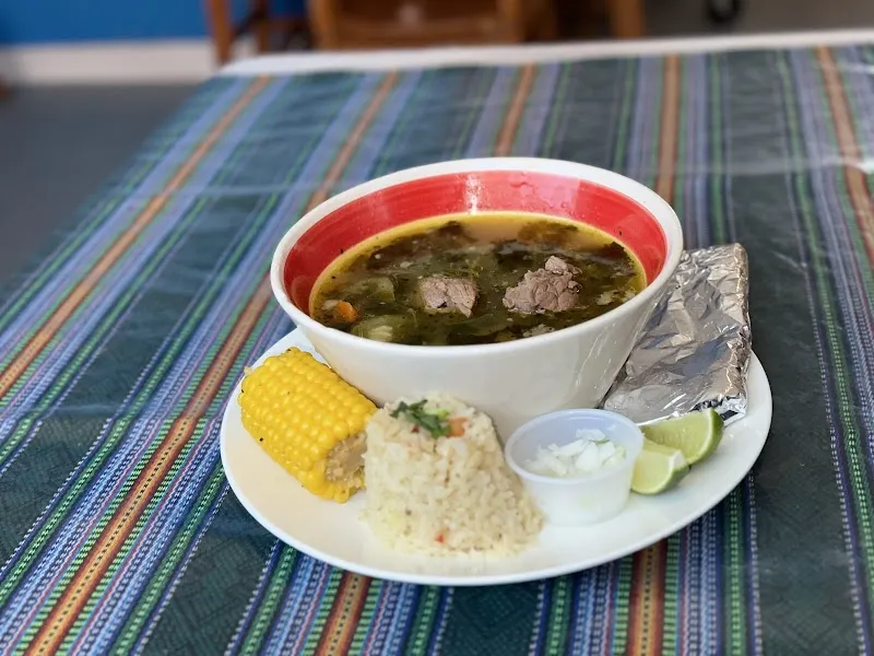 Interior de La Chapinita Guatemalan Restaurant & Taqueria