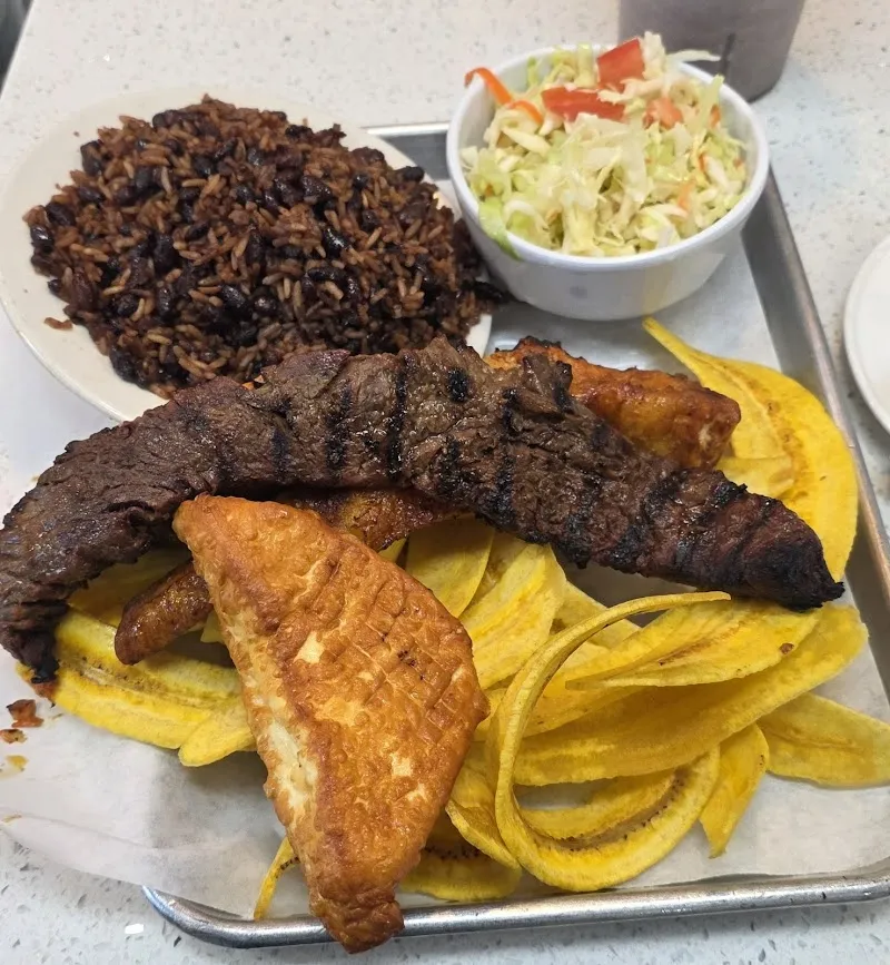 Interior de La Fritanga