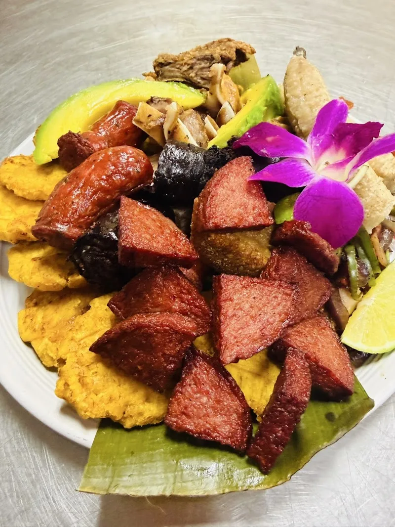 La Yaroa Tropical Restaurant & Lounge en Norfolk, Virginia