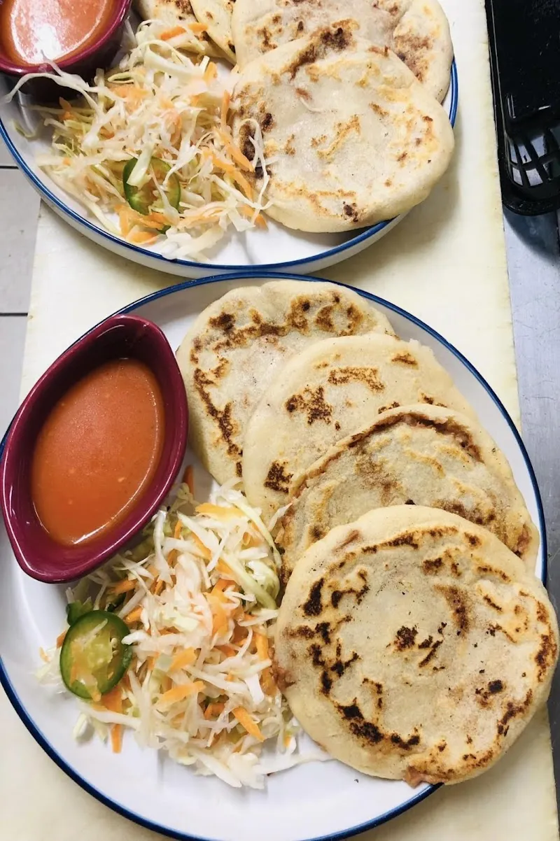 Interior de Mi Guatemala Restaurant and Bakery