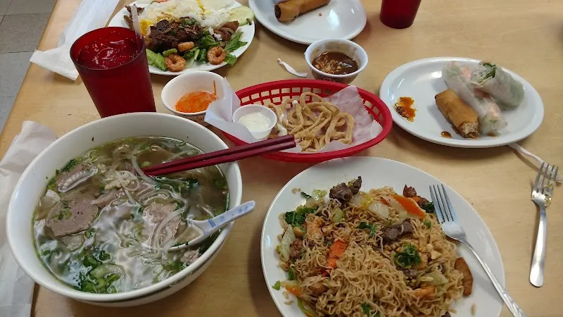 Interior de Phở Saigon