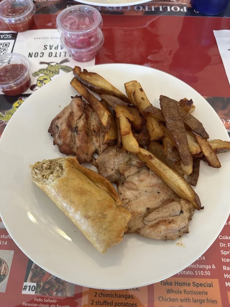 Interior de Pollito con Papas