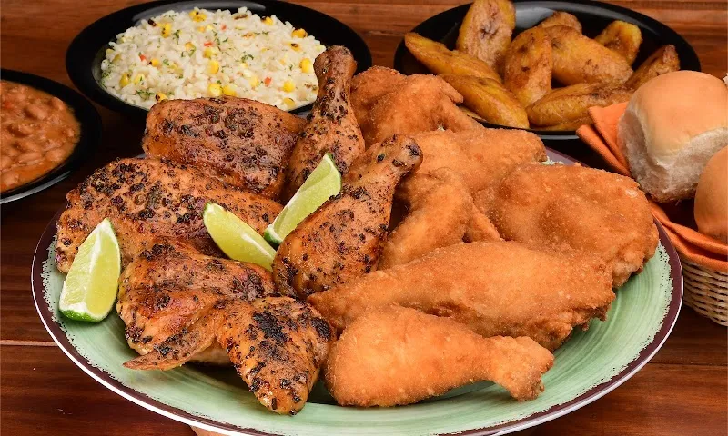 Interior de Pollo Campero