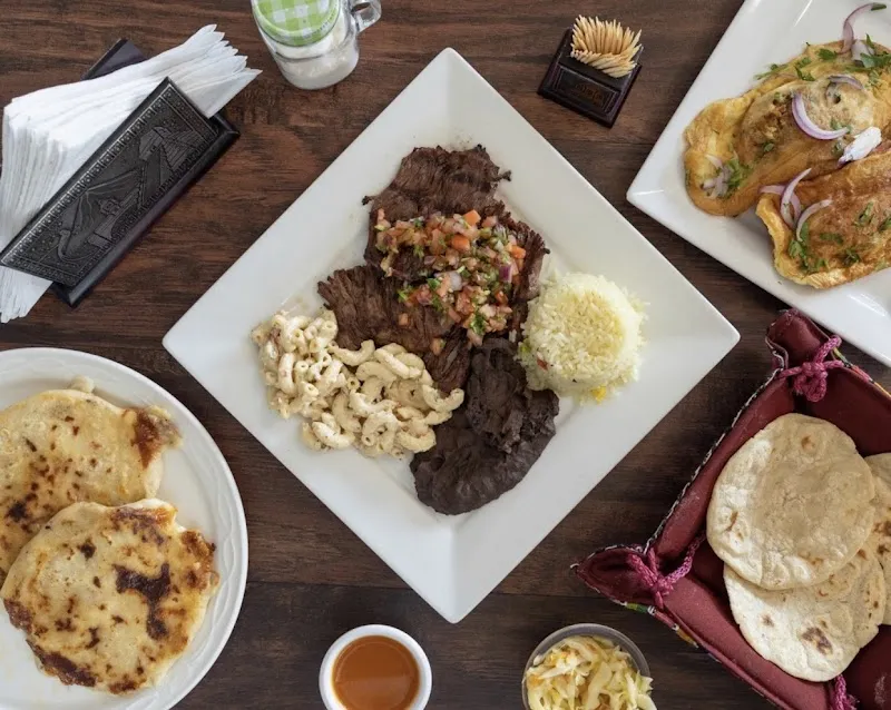 Interior de Restaurant Guatemalteco Sarita Take-Out LLC