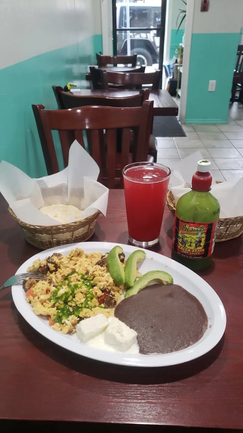 Interior de Viva Guate