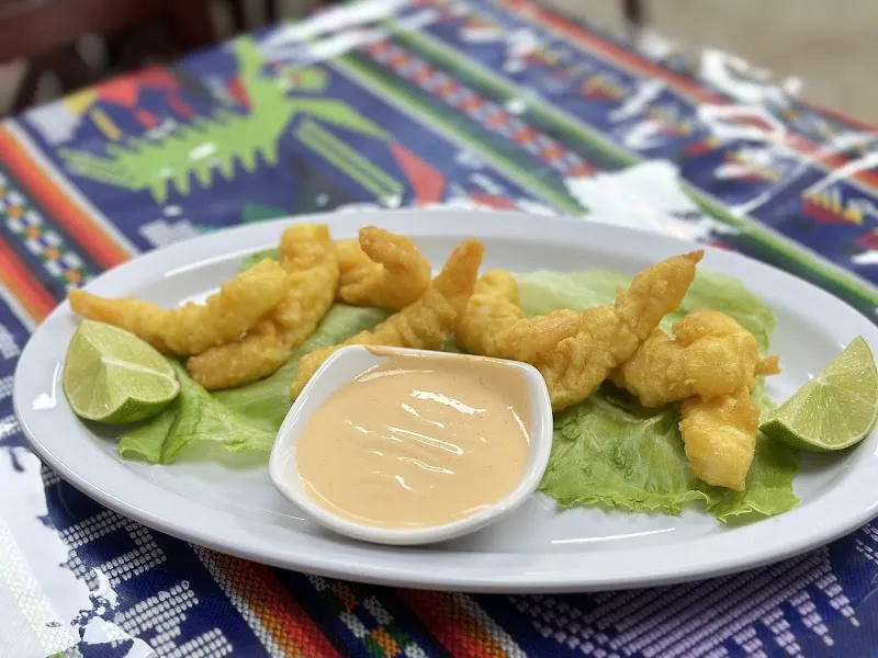 Interior de Xecul Restaurante Guatemalteco